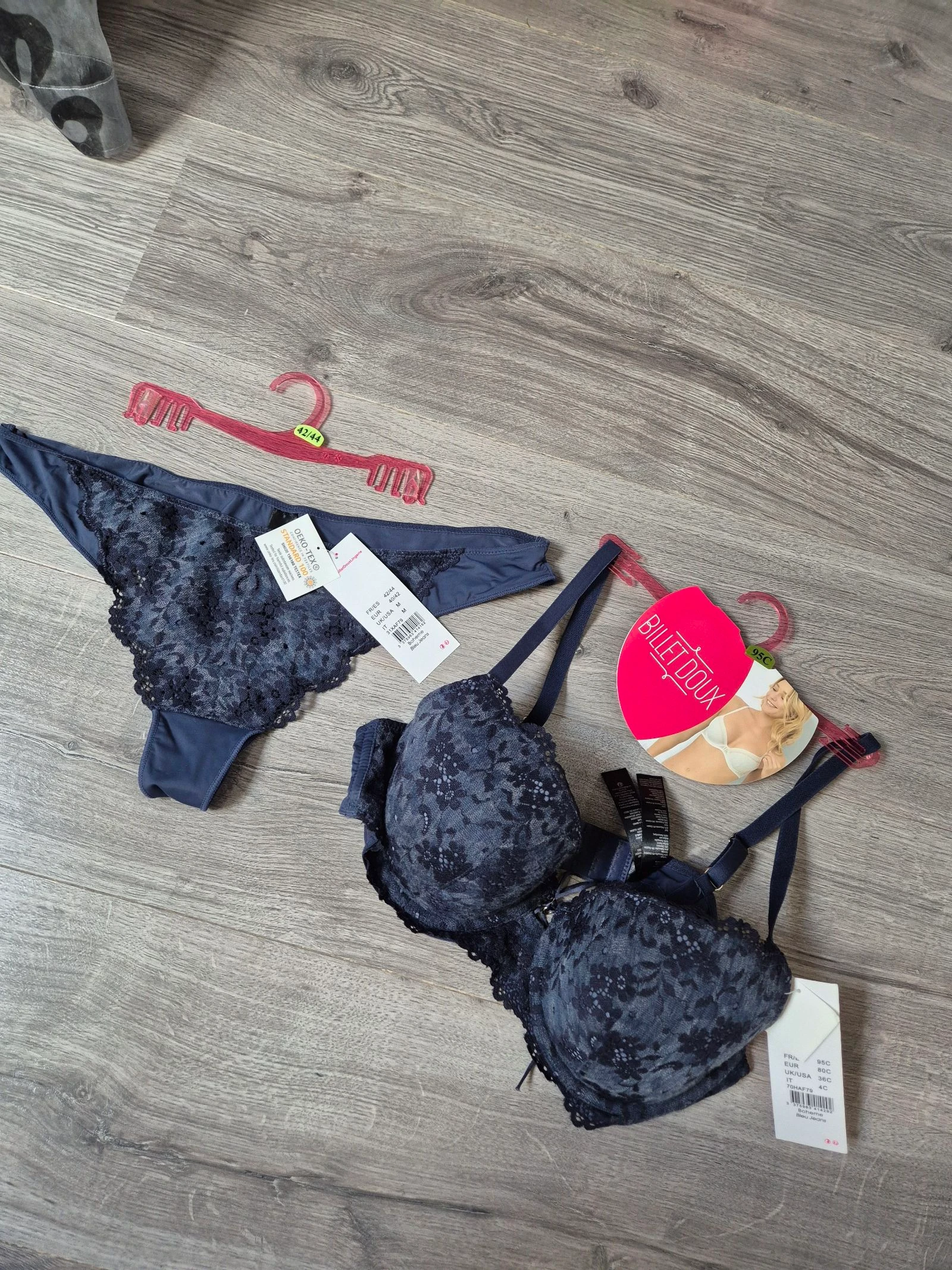 Ensemble soutien-gorge 95C + tanga 42/44 BILLET DOUX Neuf